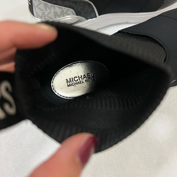 Michael Kors Sterling Bootie, Size 7, Black/Silver - Picture 13 of 15